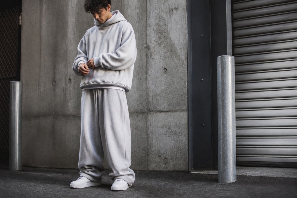 How to Style Oversized Streetwear: A Complete Guide